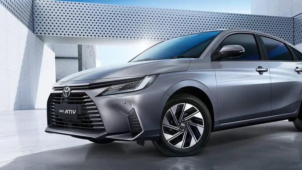 Toyota Yaris ATIV มุมหน้าจากภาพโตโยต้าไทย
